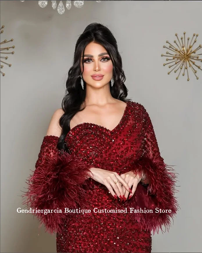 ประกาย Diamante Party Prom ชุด Burgundy Strapless Feather Inlay Sequins Micro Mermaid ตะวันออกกลางอาหรับที่กําหนดเองชุด
