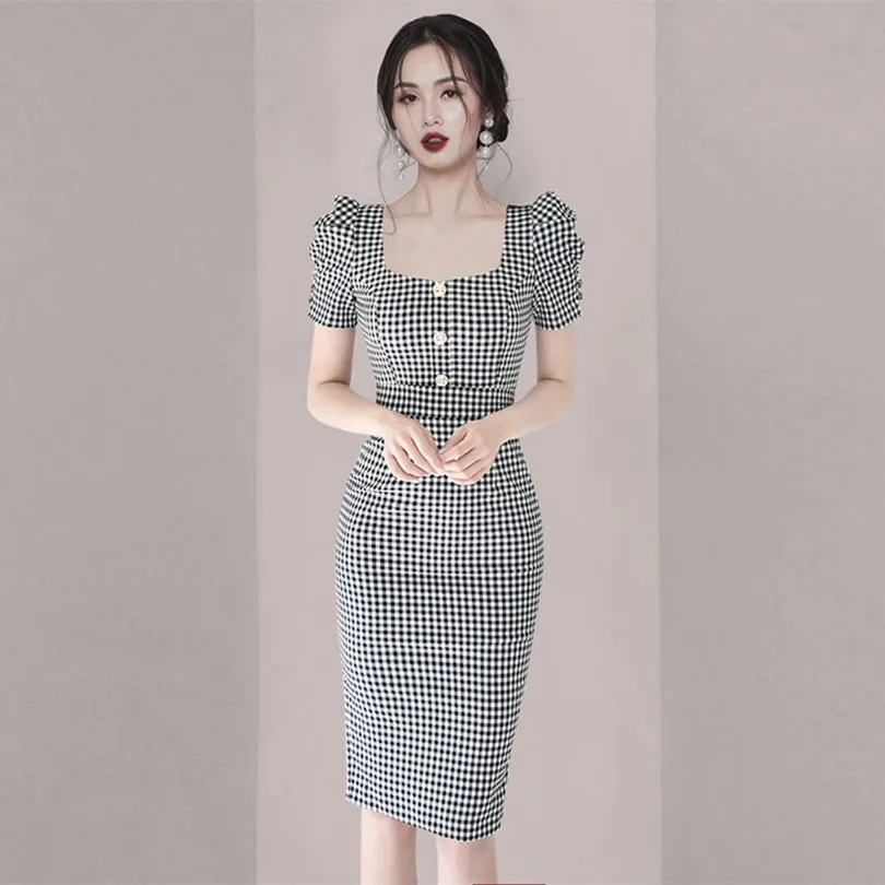 High End Professional Temperament Plaid Bubble Sleeve Dress 2024 Summer New Goddess Style Niche Light Luxury Wrap Hip Skirt