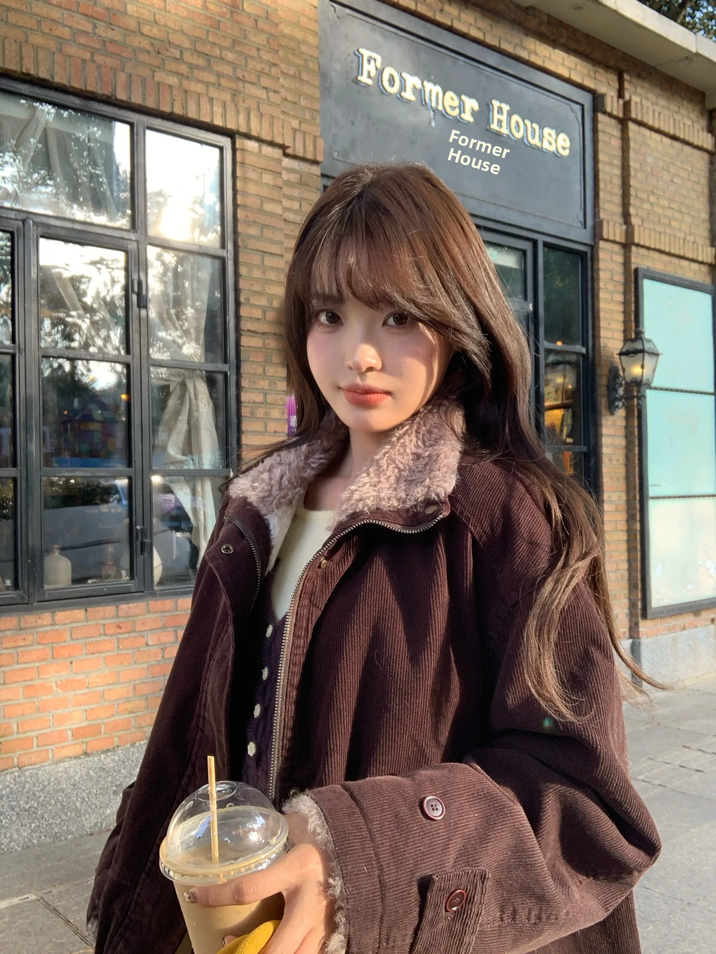 

Корейская вельветовая куртка из овечьего меха в стиле ретро, женская зимняя новая свободная теплая рабочая одежда, пальто-стойка, длинное све