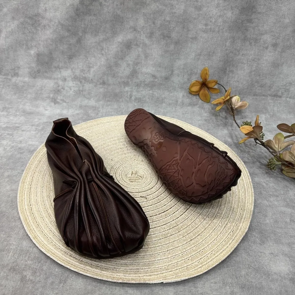 2025 Winter Bestseller: Breathable, Durable, Slip-Resistant Walking Shoes Exceptional Traction Lightweight Excellent