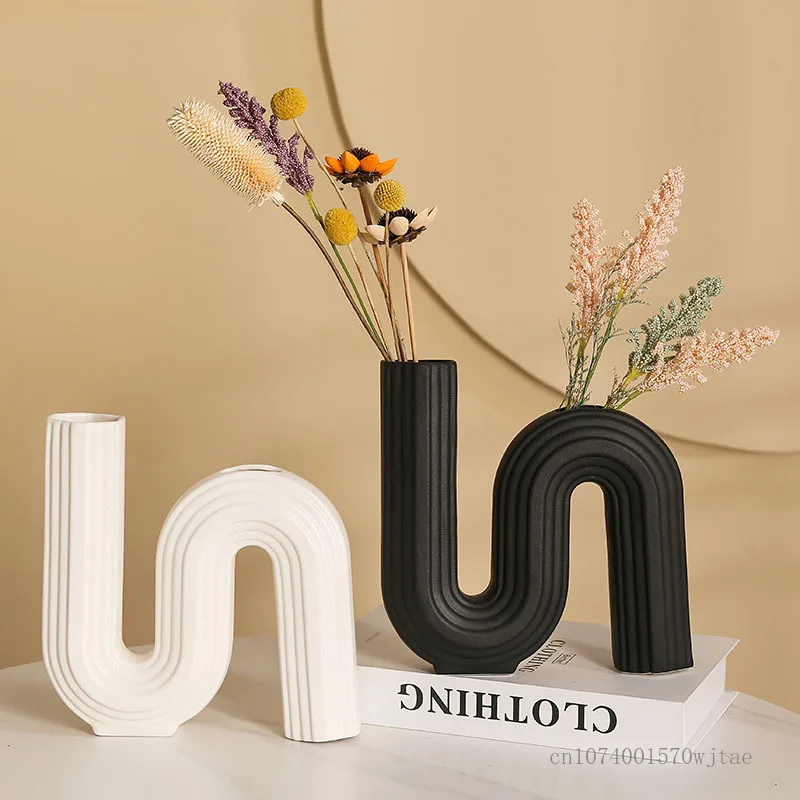 

Nordic Geometric Ceramic Vase Ornament, Home Dining Table Living Room Decorations, Creative Letter Shape Flower Arrangement, 1Pc
