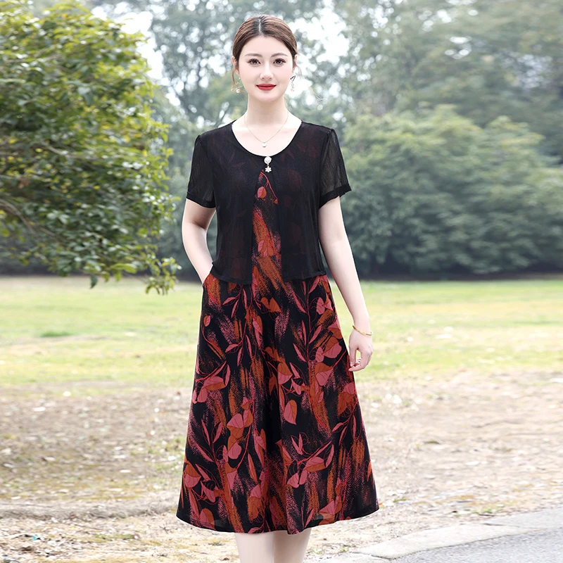 فستان صيفي مزيف مكون من قطعتين للنساء في منتصف العمر مقاس كبير فستان طويل كاجوال للشاطئ أنيق فساتين مطبوعة للأم 6XL #5