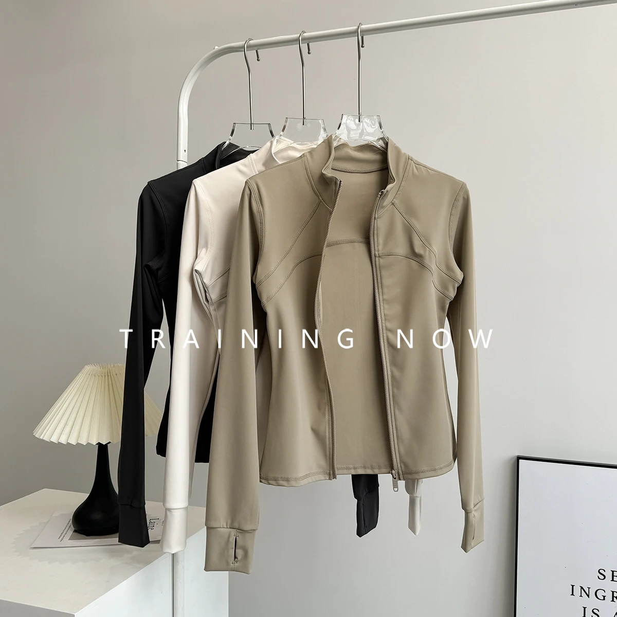 Advanced yoga suit for women in autumn stand collar slimming fast-drying running exercise top outdoor exercise fitness long