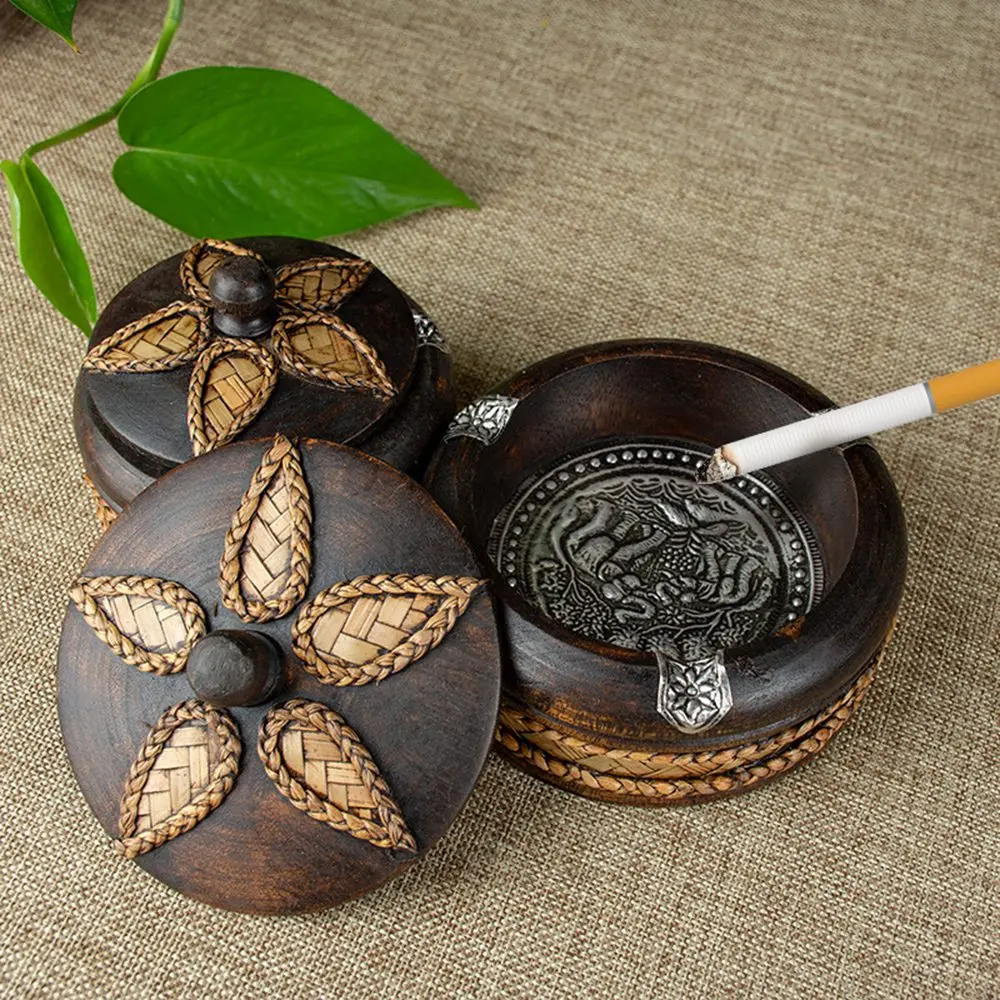 Cenicero decorativo de madera maciza para cigarros, pieza de lata hecha a mano, estilo del sudeste asiático, con tapa, regalo para hombres, pequeño