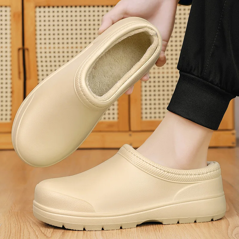 2024 Winter Plush Supper Warm Chef Shoes for Men Women Very Soft Rubber Sandals Clogs Garden Shoes Without Holes Kitchen Work