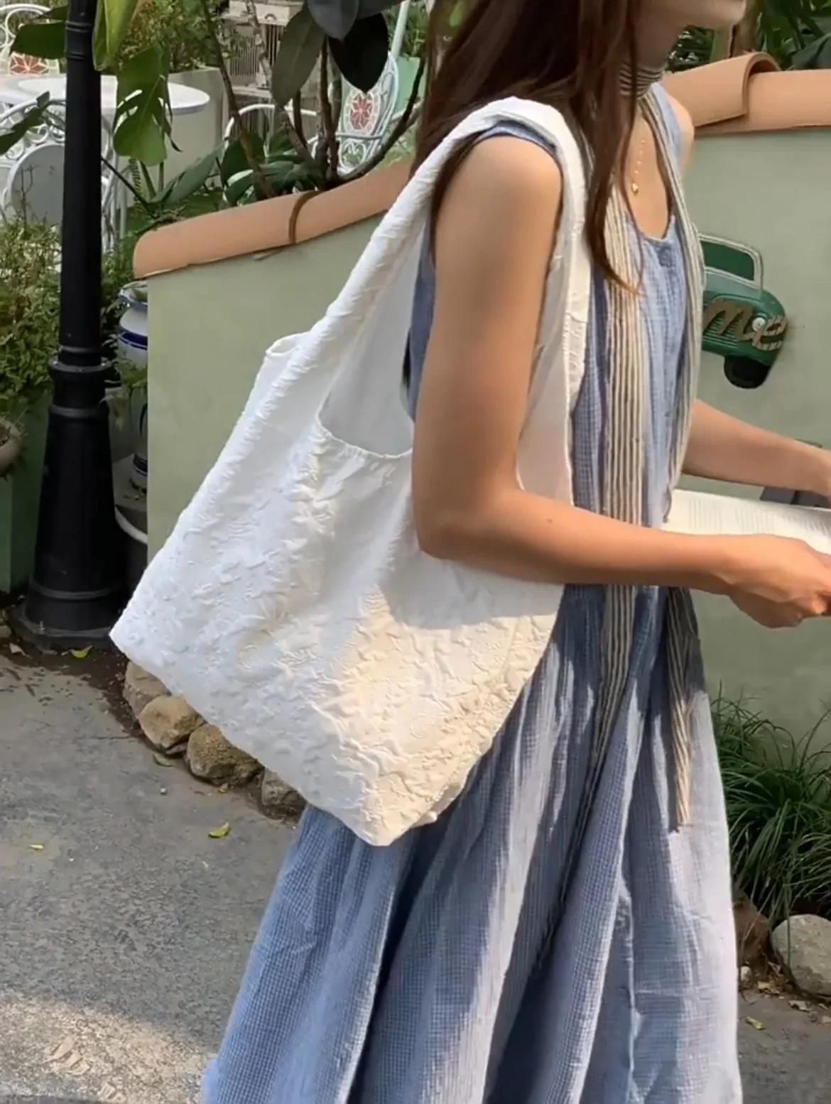 

Korean Ins Pleated Large Capacity Canvas Student Bags Versatile Three-dimensional Shoulder Bag