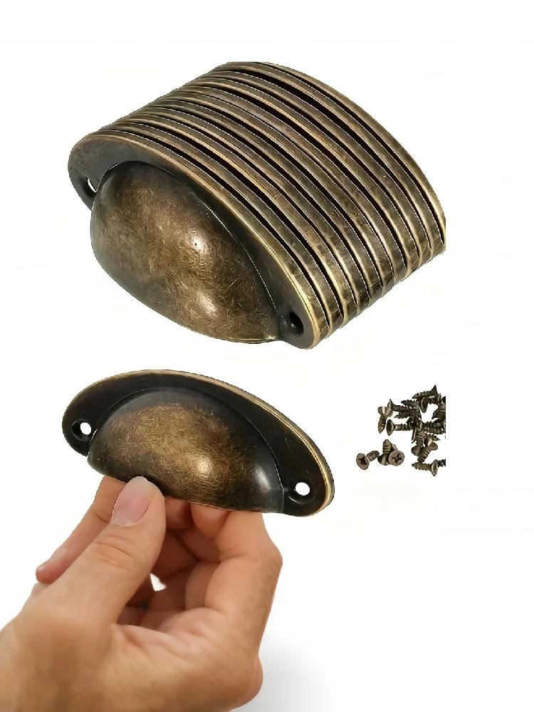 

Antique-style embedded metal shell-shaped handle with installation hardware, suitable for vintage furniture