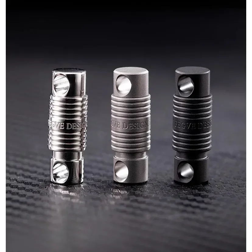 FEGVE EDC Small Titanium Alloy Detachable Keychain Hanging Connector Keyring