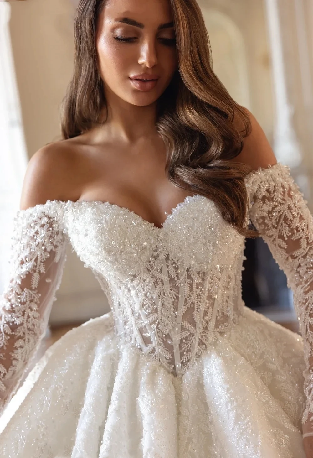 

Luxury Wedding Dress 2026 Pearl Embroidery Appliques Long Sleeve Princess Bridal Bride Gown Vestido de Noiva Robe Mariage