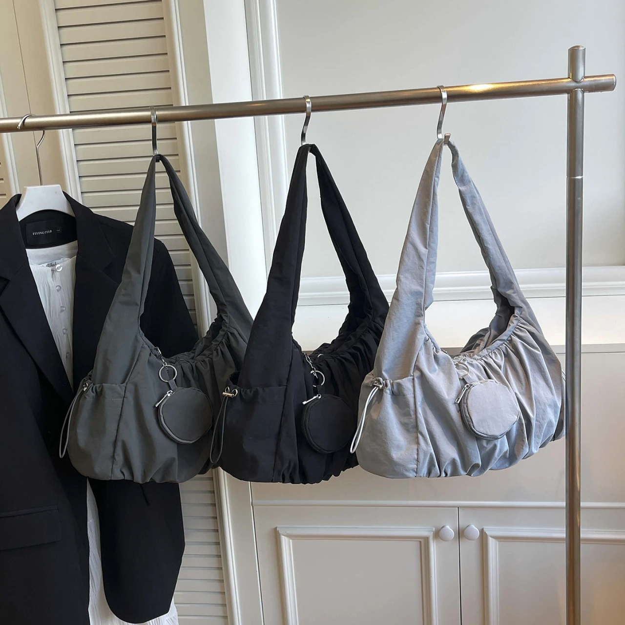 

Нейлоновая однотонная повседневная сумка на молнии для шитья, Лидер продаж, простые повседневные сумки с ручками сверху, прочные универсальные женские сумки