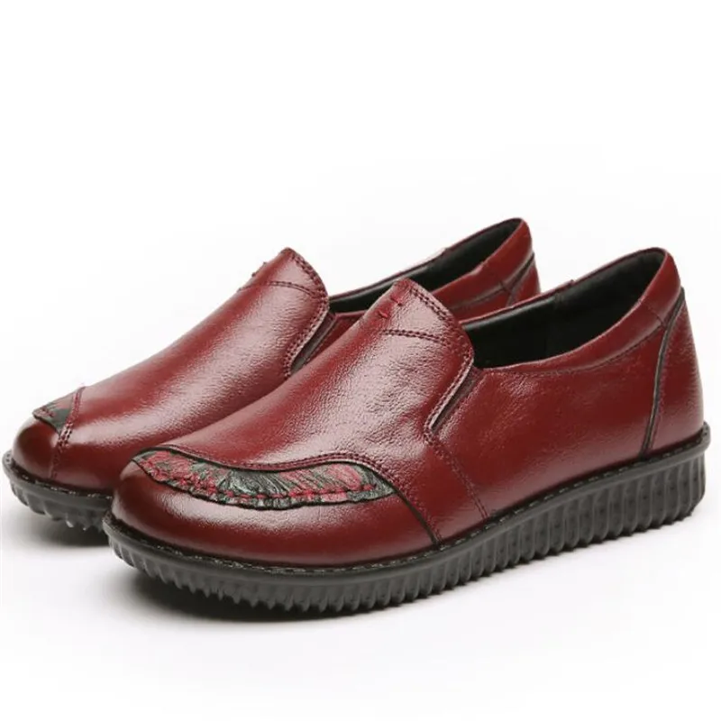 2023 Fashion Women Shoes Genuine Leather Loafers Women Casual Shoes Soft Comfortable Women Shoes Women Flat Mother Shoes
