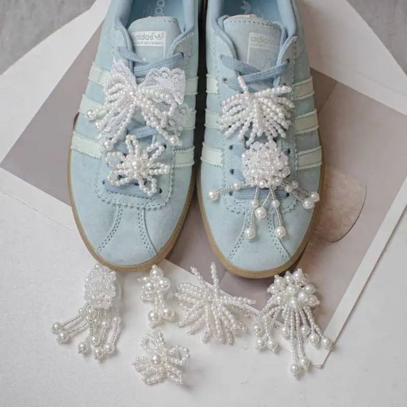 

Pearl Shoe Buckle Tassel Shoes Decor Fashion Shoelaces Clips Detachable Sneakers Shoelace Buckle Personality Shoe Decorating