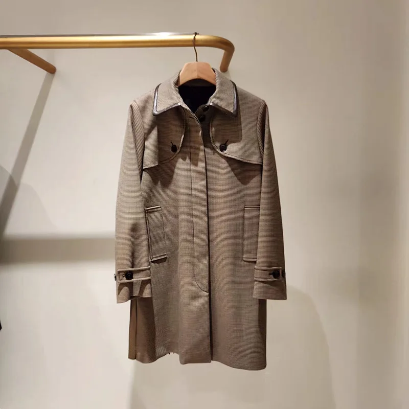 

【Gift Free】2025 Autumn Winter British Plaid Trench Coat with Leather Piping Lapel and Back Pleats Long Outerwear for Women