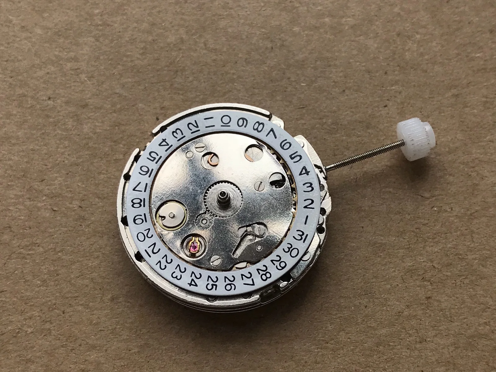 Watch Movement Suitable for Pearl 2813 Movement Three Needles with Calendar Domestic 8205 8215 Automatic Mechanical Movement