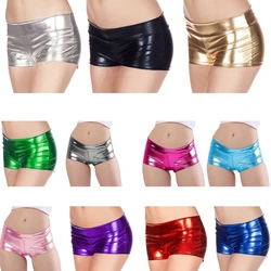 Metallic Booty Shorts für Damen, glänzende Shorts mit niedriger Taille, Tanz- und Festival-Unterteile, Kunstleder-Hotpants,