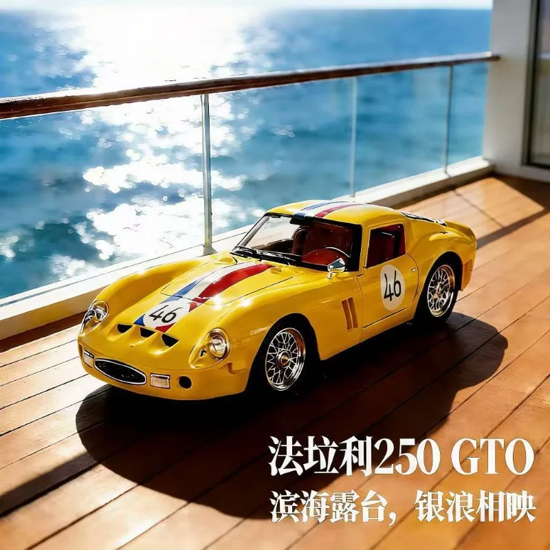 1:24 Ferrari 250 GTO Diecast Alloy Classic Car Model for Collectors Hobby Display Desktop Decoration Ornament Kids Toy Gift view 6