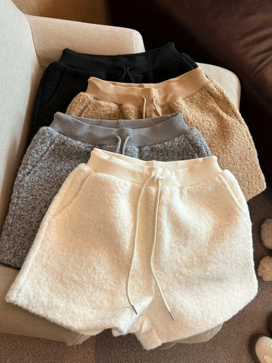 High Waist Plush Woolen Short Pants Women's Autumn Winter Outerwear A-Line Wide Leg Pants Match Boots Korean Style  Color