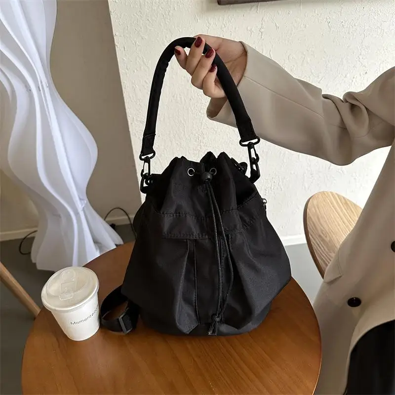 bolsa-buet-de-nylon-com-cordao-estilo-coreano-versatil-bolsa-de-ombro-Unica-casual-diaria-estilo-urbano-simples
