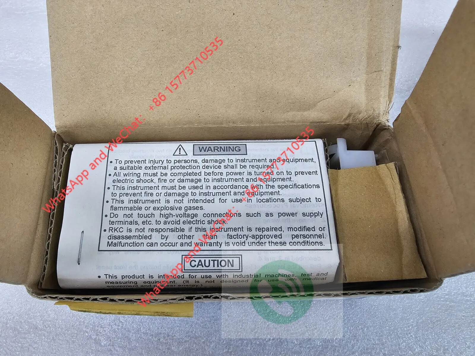 RKC CB100L Temperature Controller,    Japanese product, model CB100L, Pt100 input.