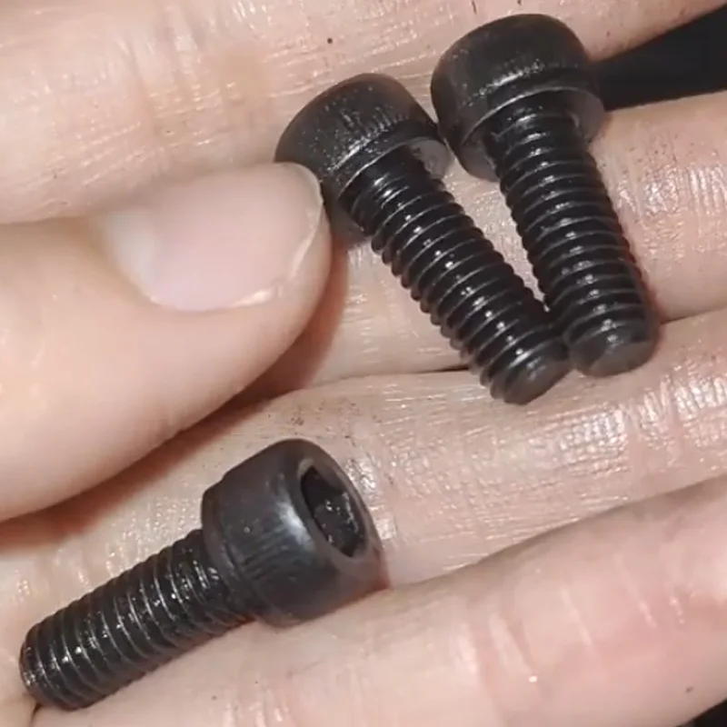 High Tensile Left Hand Reverse Thread Socket Head Cap Screws M4 M5 M6 M8 M10 M12 M16 Grade 12.9 Alloy Steel Left Hand Allen Bolt