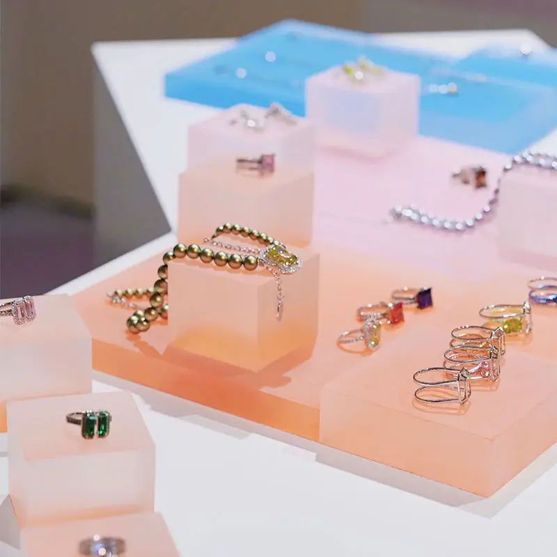 Acrylic Square Display Block Color Polished Cubes Acrylic Jewelry Display Stand for Jewelry Ring Showcase Holder Base Collection