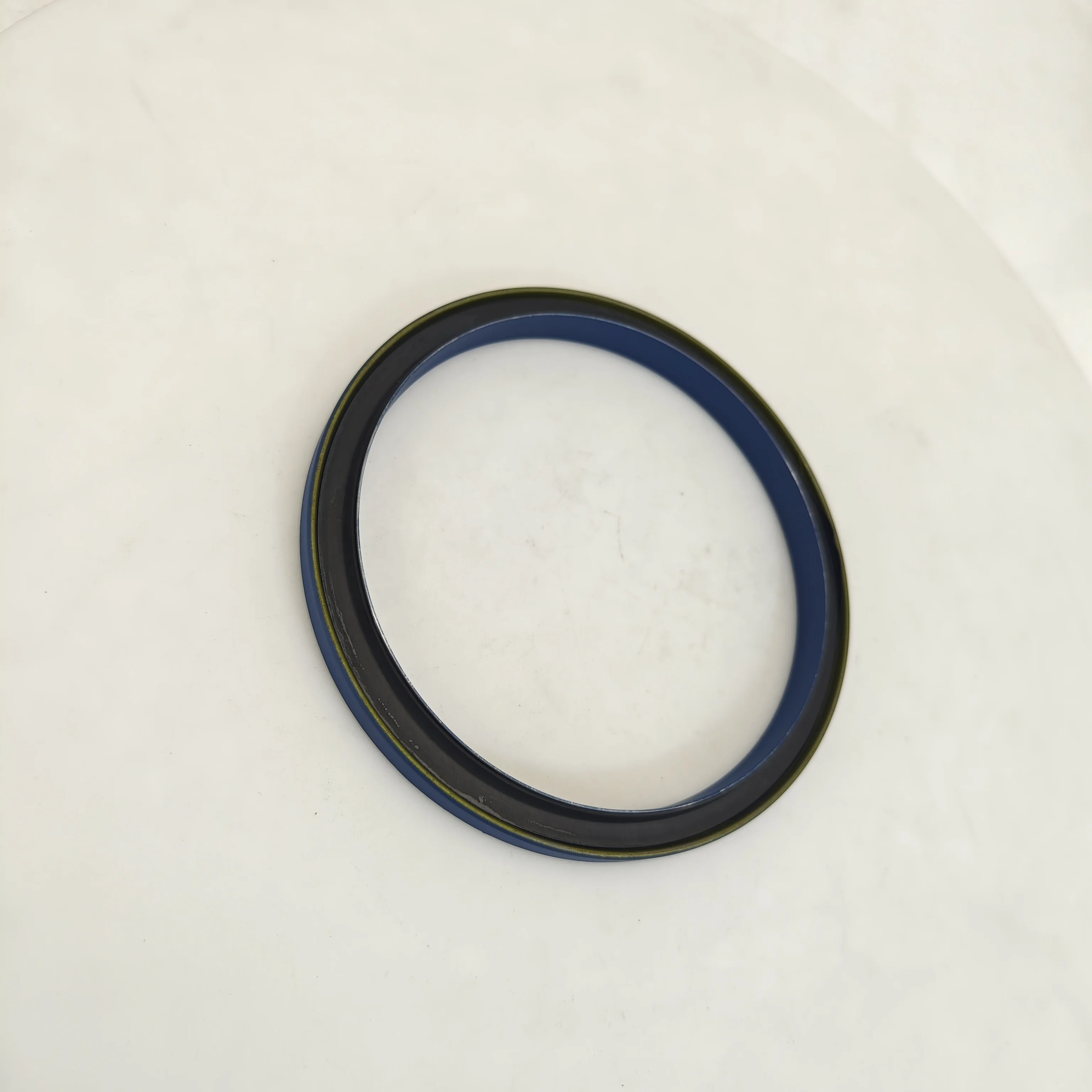 

Factory Price Engine Gasket KTA38 KTA50 4396606 Crankshaft Rear Oil Seal QSB6.7 4089342
