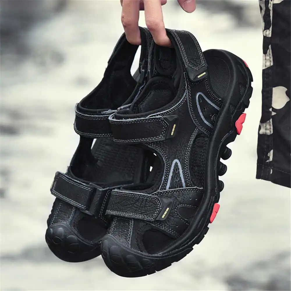 Natural Cowhide Brown Sandals Pair Man White Rubber Slippers Sneakers Men Casual Shoes Sport Resell Top Grade Designers