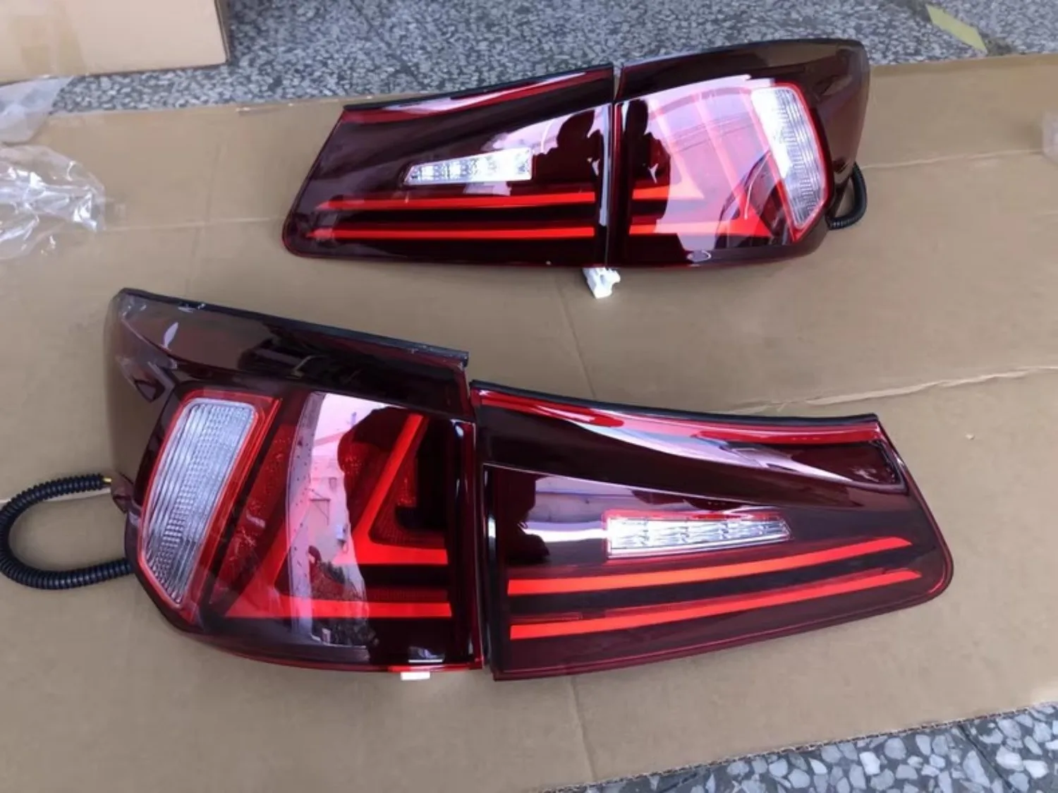

Car Tail Light for Lexus Lexus modified IS250 IS300 06-12 Turn Signal Brake Driving Reversing Lamp