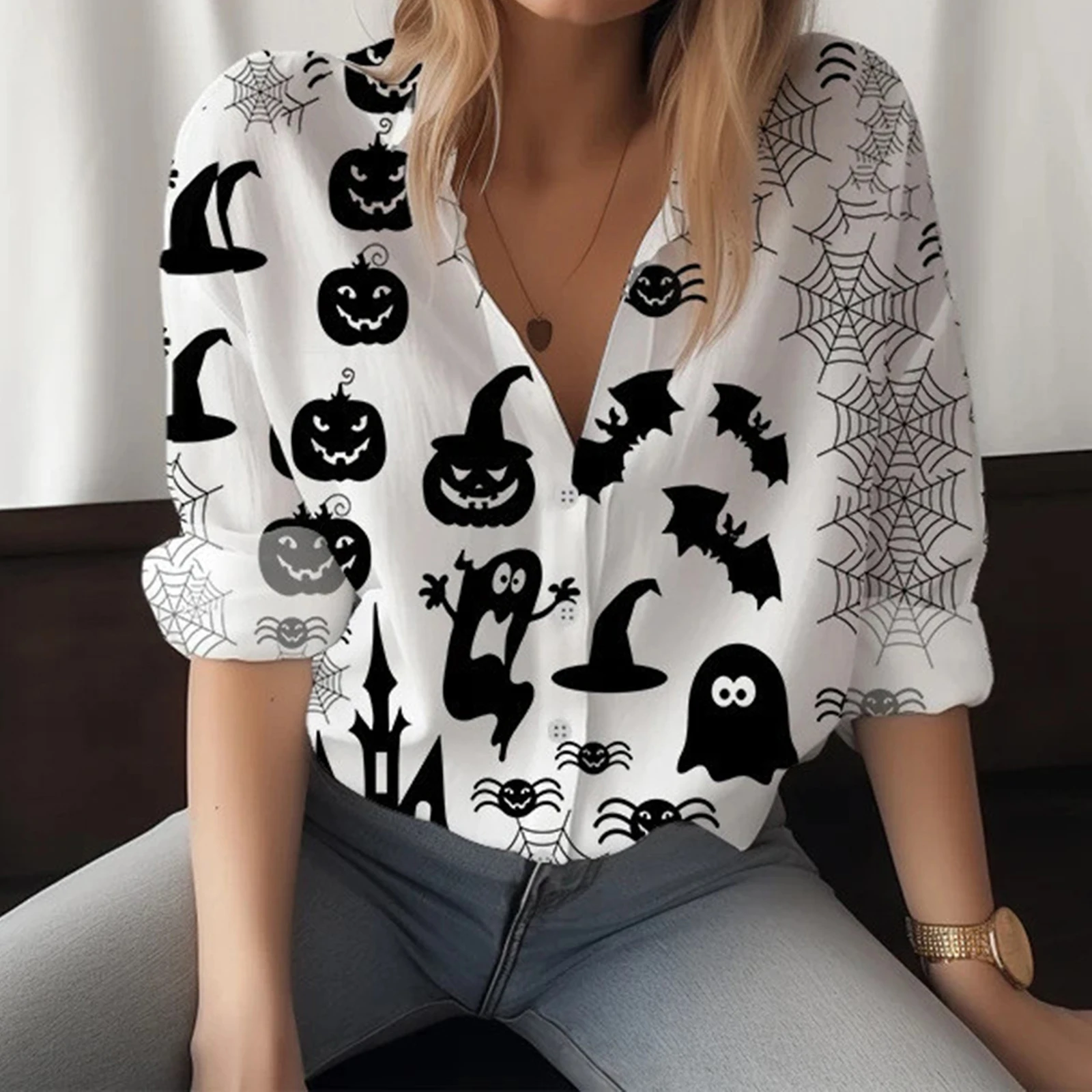 女性用ハロウィンシャツ ボタンダウン カジュアル ルーズフィット ゴースト スパイダーウェブプリント ターンダウンネック 長袖トップス 秋用