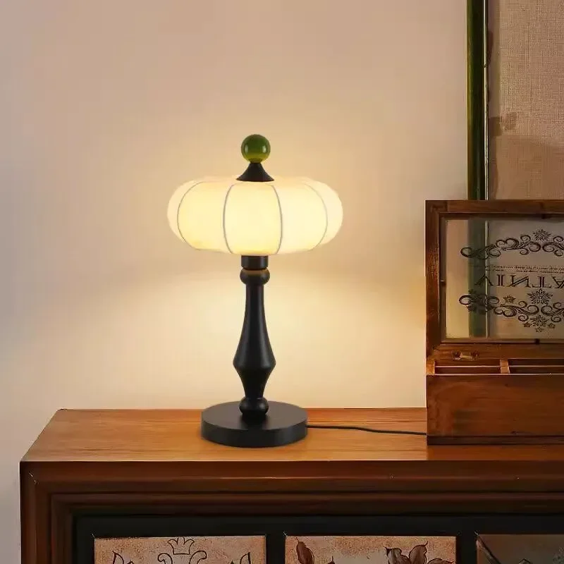French Retro Floor Lamp Vintage Standing Light for Living Room Sofa Corner Ambient Reading Lamp Modern Bedroom Home Decor