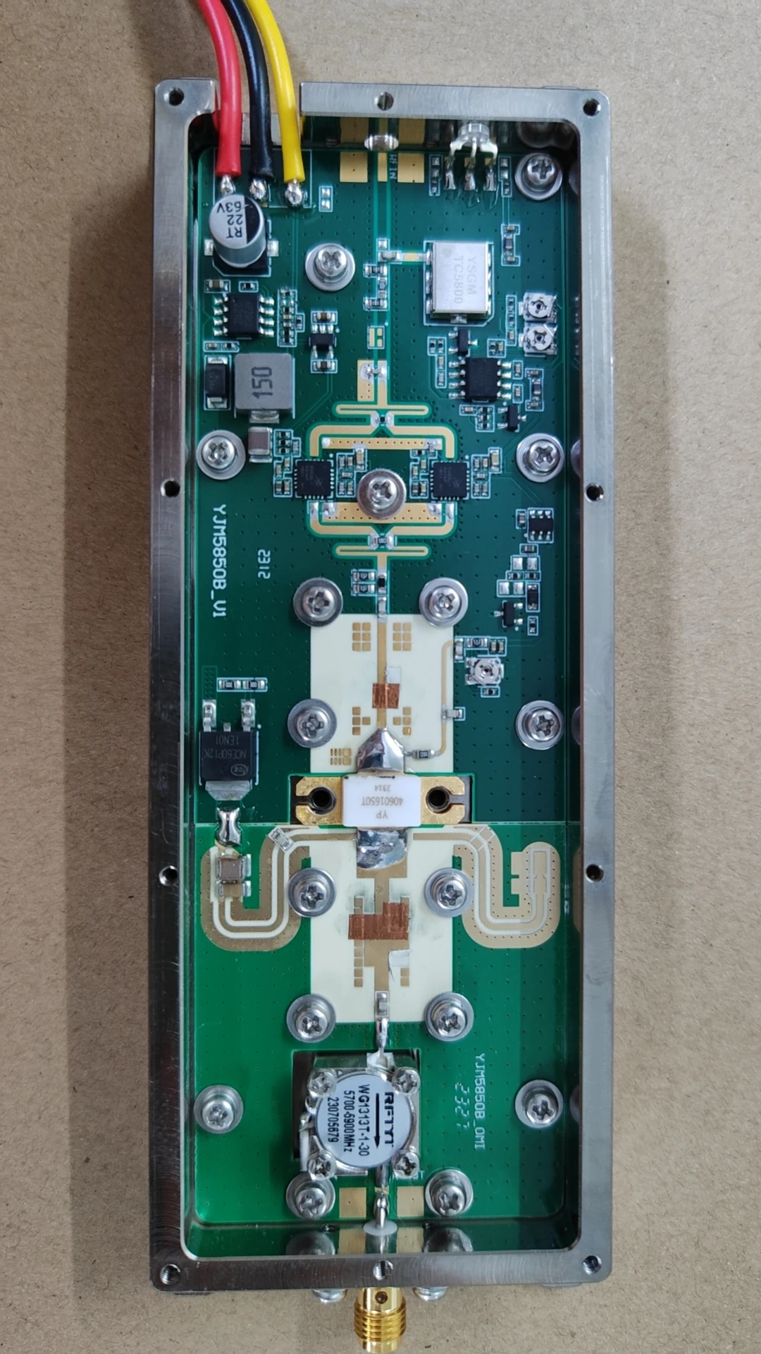 433Mhz 0.9G-5.8Ghz 20W 30W 50W 100W szerokopasmowe źródło zasilania Sweep moduł wzmacniacza 915Mhz 1.2Ghz 1.5Ghz 2.4Ghz Wifi, konfigurowalny