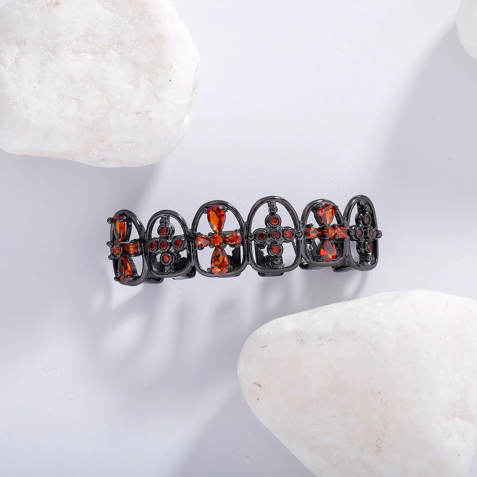 Iced Red Cross Flower Hollow Grillz Zircon Teeth Caps Black Tone Removable Mouth Ornaments Rapper Party Trend Jewelry Wholesale