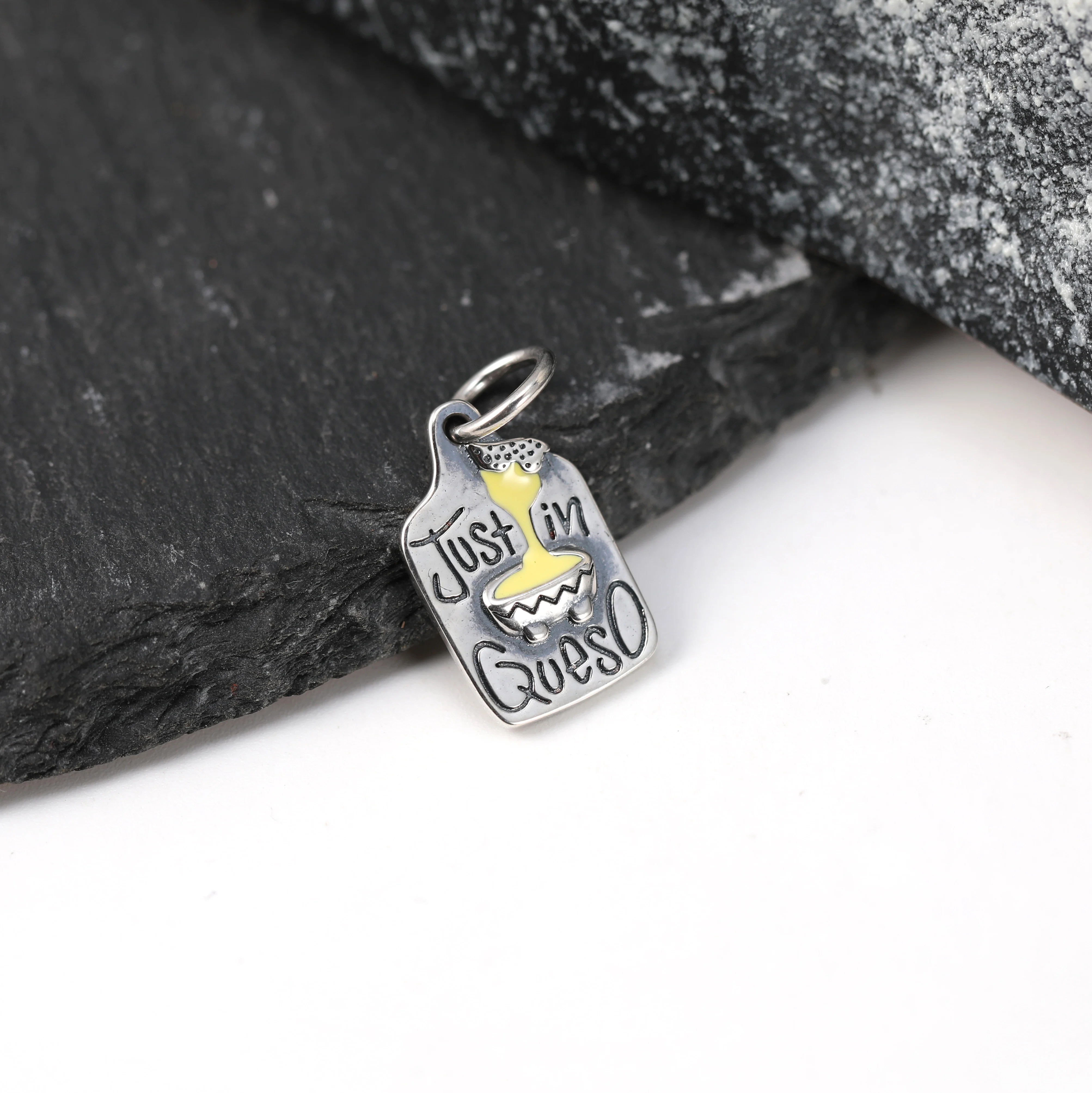 

DJ188 genuine 925 sterling silver fashionable and exquisite keychain accessory "Just the chili cheese sauce" pendant