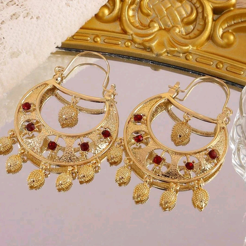 Fashion Golden Drop Earrings for Women Fashion Hedgehog Shape Banquet Jewelry French Hook Dangle Earring Drop Gifts