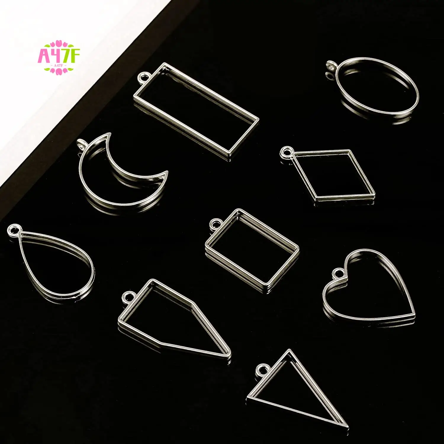 

A47F-80 PCS Assorted Open Metal Bezels For Resin Pressed Frame Charms Earring And Necklaces Making Frames (Gold And Silver)