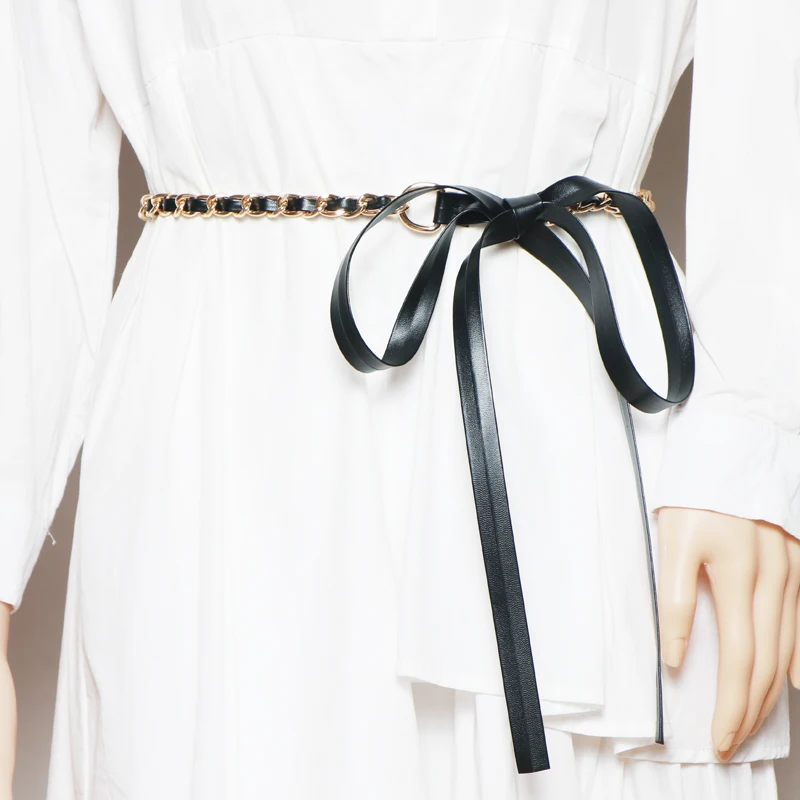 حزام جلدي نسائي أنيق بسلسلة معدنية سوداء مع حبل ربط وعقدة فراشة، إكسسوار سلسلة للسترات