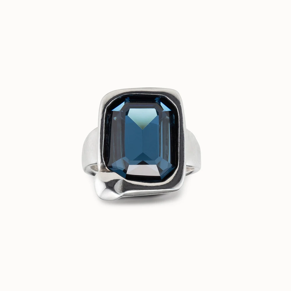 

Новое популярное кольцо Unode 50 2026 года с креативным дизайном и синим драгоценным камнем, идеально подходящее для повседневного ношения