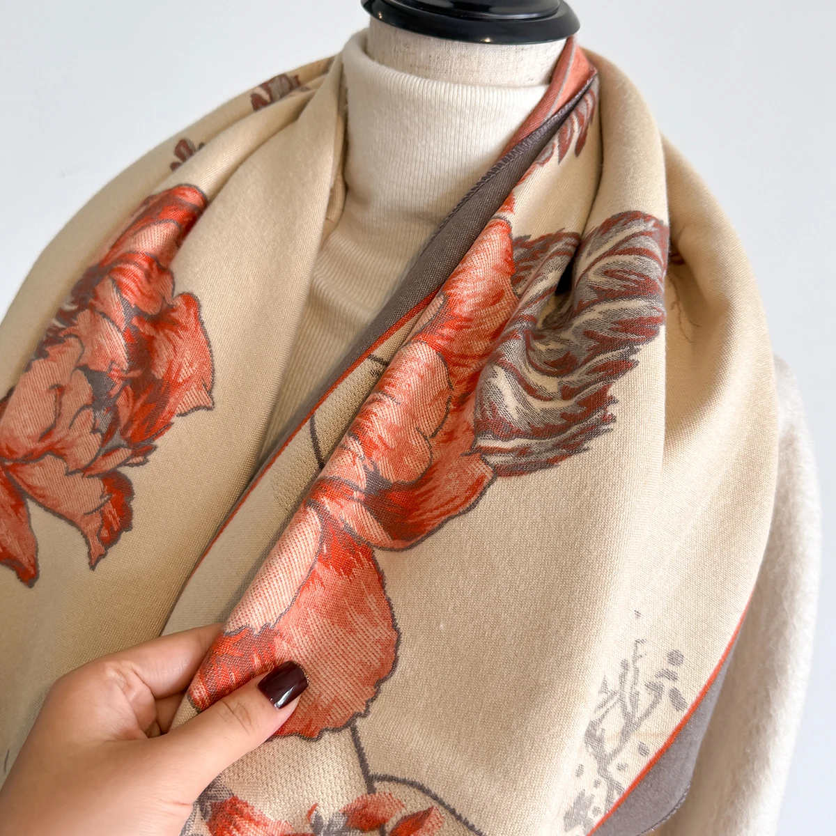 Brand Fashion Winter-Kaschmirschal für Damen – Pashmina-Schal mit Blumenmuster und Quasten, dicker, warmer Wickel- und Poncho – Detail 19