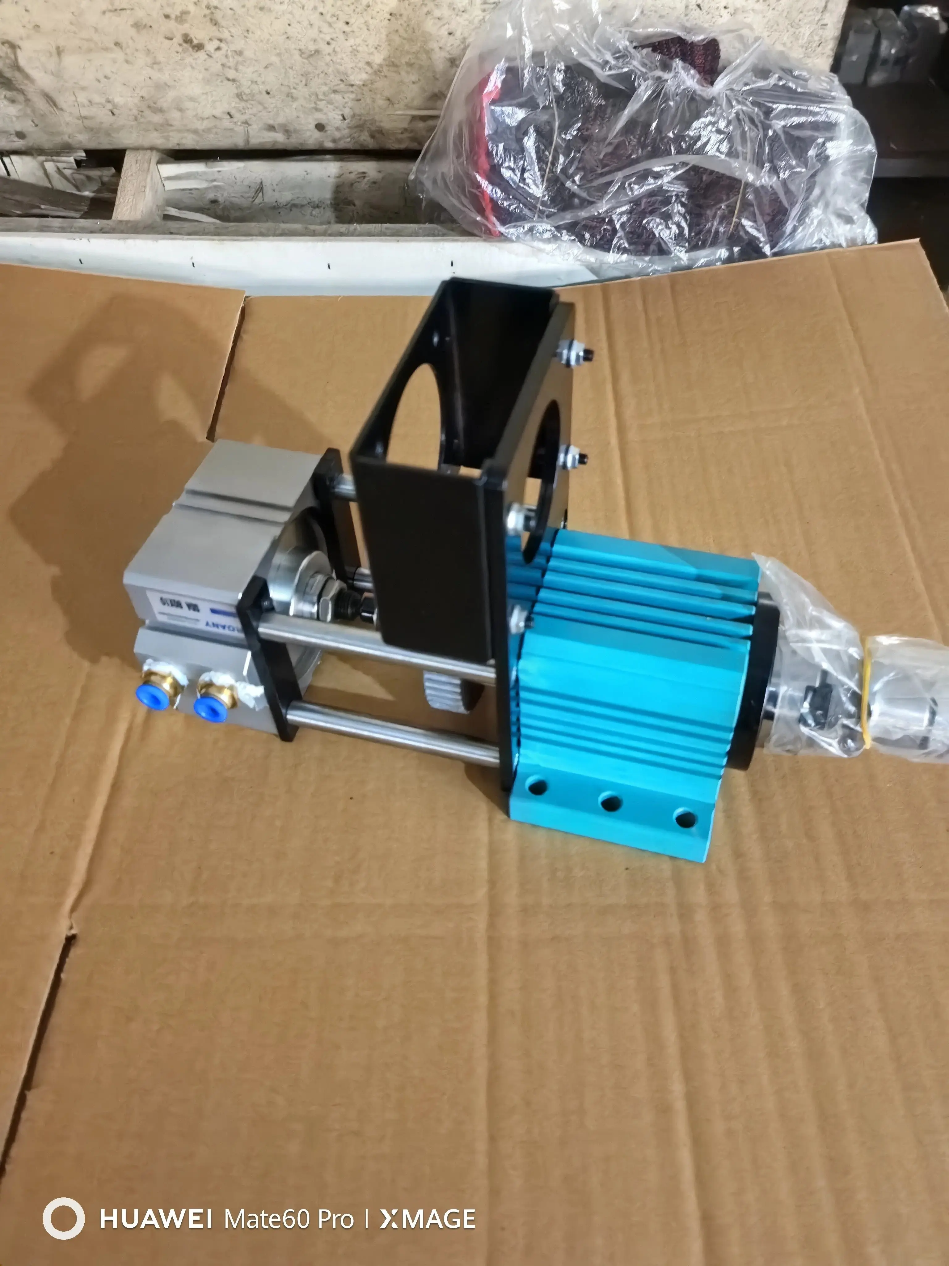 BT30 Unpowered Spindle Cylinder Pneumatic Semi-automatic Tool Changing Spindle Suitable for Carving, Drilling, Milling
