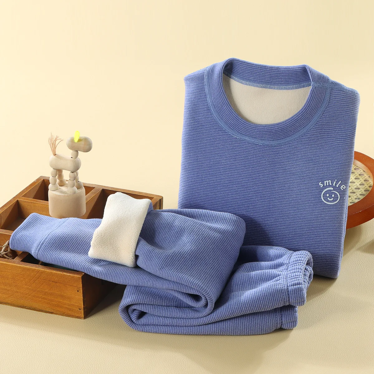 

Children's thermal underwear set, baby's fleece thickened autumn clothes, autumn pants, medium and large children's boneless fle