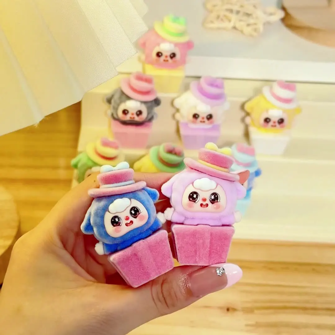 

9PCS of creative cute particles between the action figures to match the car desktop ornaments