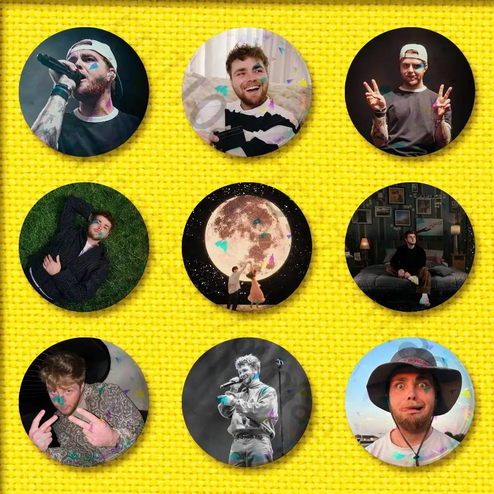 

A-Alex Warren Ordinary Badge For 75mm 25mm 44mm 32mm 58mm Round Pin Brooch Insignia Shell Adornment