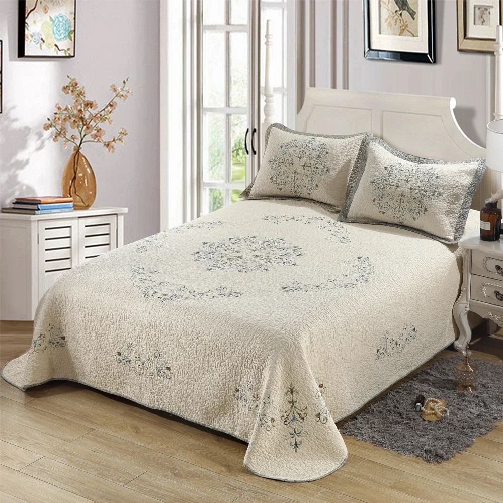 3pcs Embroidered cotton Bedspread on the Bed double bedspreads and coverlets luxury Mattress topper euro Couple quilt set