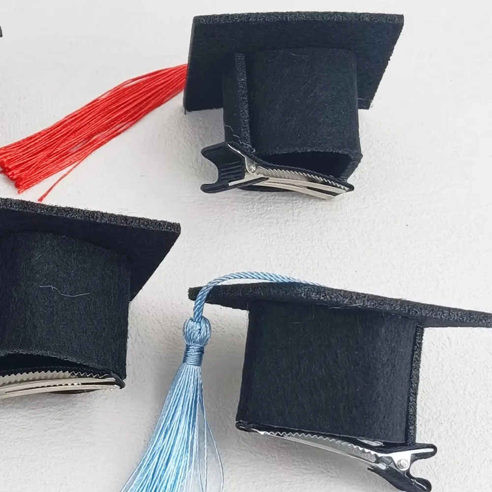 2pcs Mini Graduation Tassel Hat Clip Dollhouse Multifunction Bachelor Cap Clip Photography Props Doctoral Cap Clip