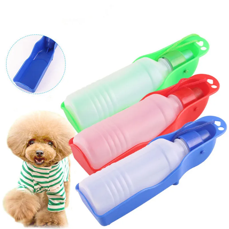 NEW Fashion Pet Dog Water Bottle 250ml 500ml bottiglia di acqua portatile in plastica animali domestici viaggi all\'aperto alimentatore per acqua