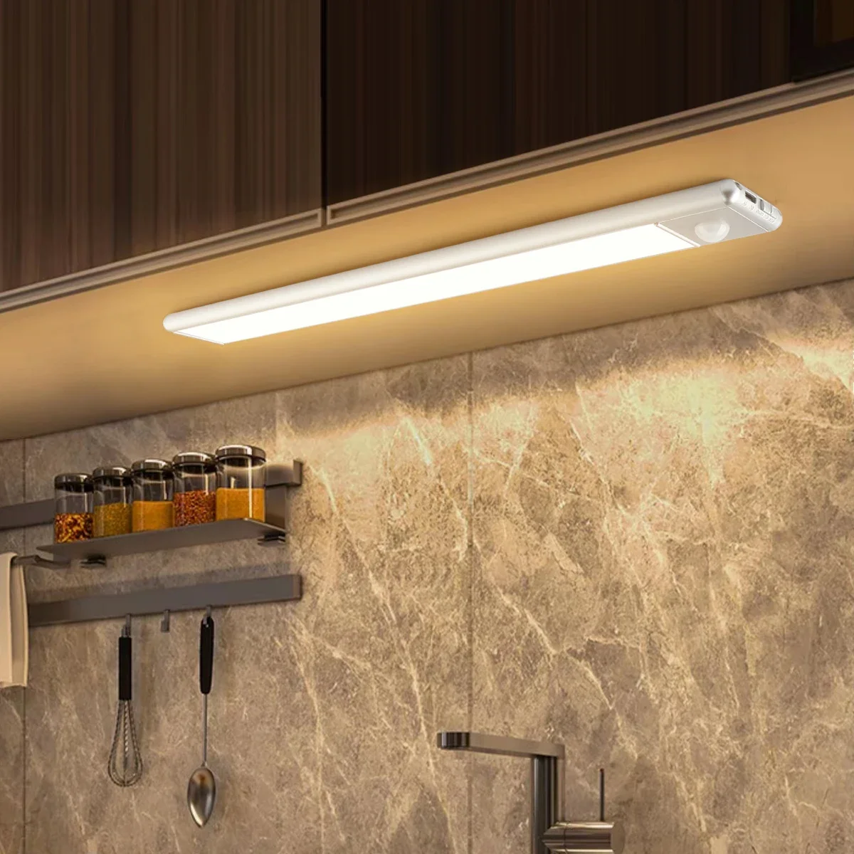 Luce notturna a LED sensore di movimento PIR cucina sotto la luce dell'armadio 20/30cm armadio ricaricabile lampada da armadio luce notturna in alluminio