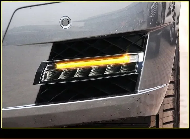 Car For Mercedes Benz GLK 300 GLK350 GLK500 2008 - 2012 Yellow Trun Signal LED DRL Daytime Running Light Fog Head Lamp