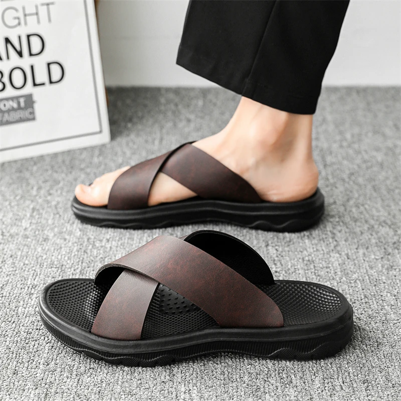 Modische Herren-Sommer-Clogs Rutschfeste Dicke Sohle Verschleißfest Leichtgewichtig Bequeme Slip-On Pantoffeln Strand-Freizeitsandalen – Detail 9