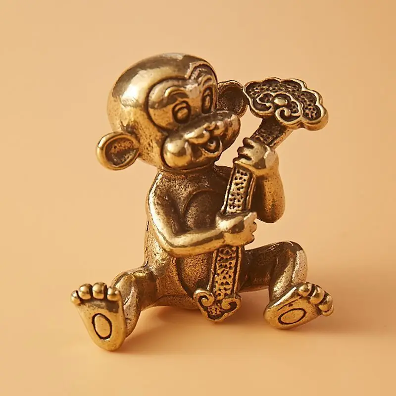 Solid Monkey Hug Ruyi Ornament Brass Home Furnishing Living Room Office Tea Pet