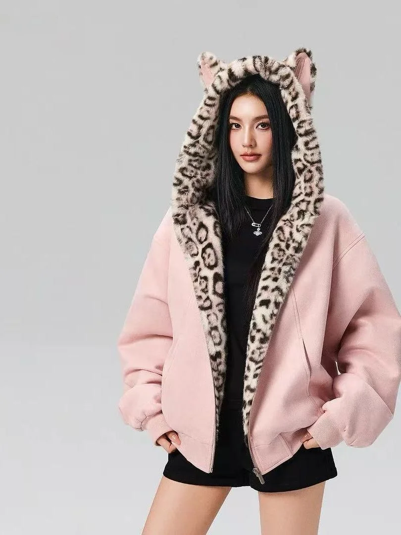 

Женская хлопковая куртка в американском стиле с утолщенной флисовой подкладкой, с леопардовым принтом, с капюшоном, на молнии, с длинными рукавами, повседневная